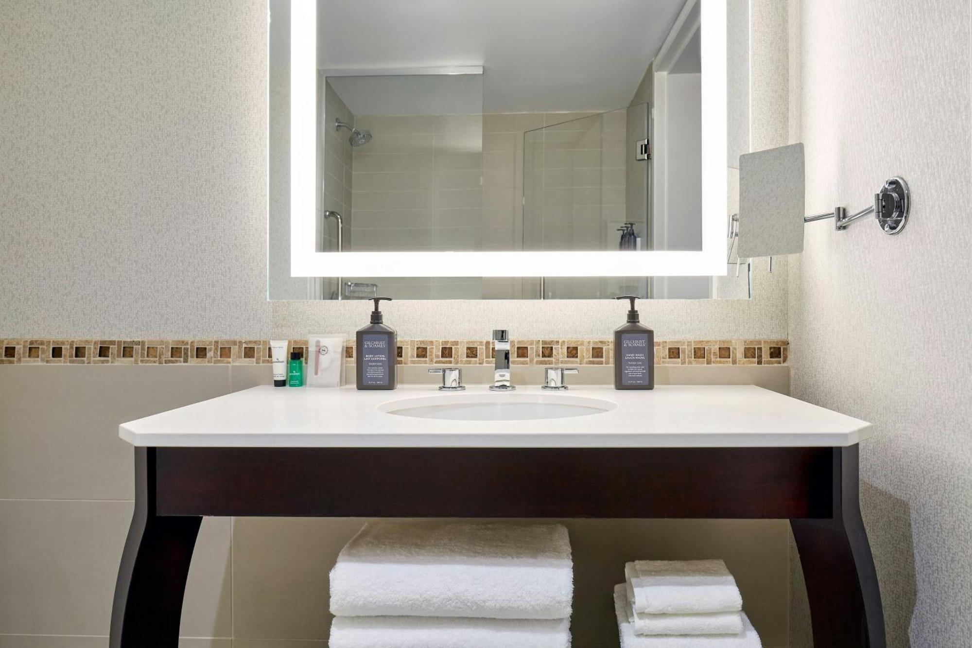 Guest room, 2 Double