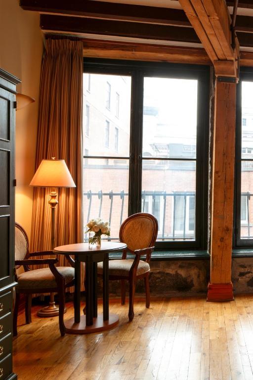 Signature King Room St Paul Street View