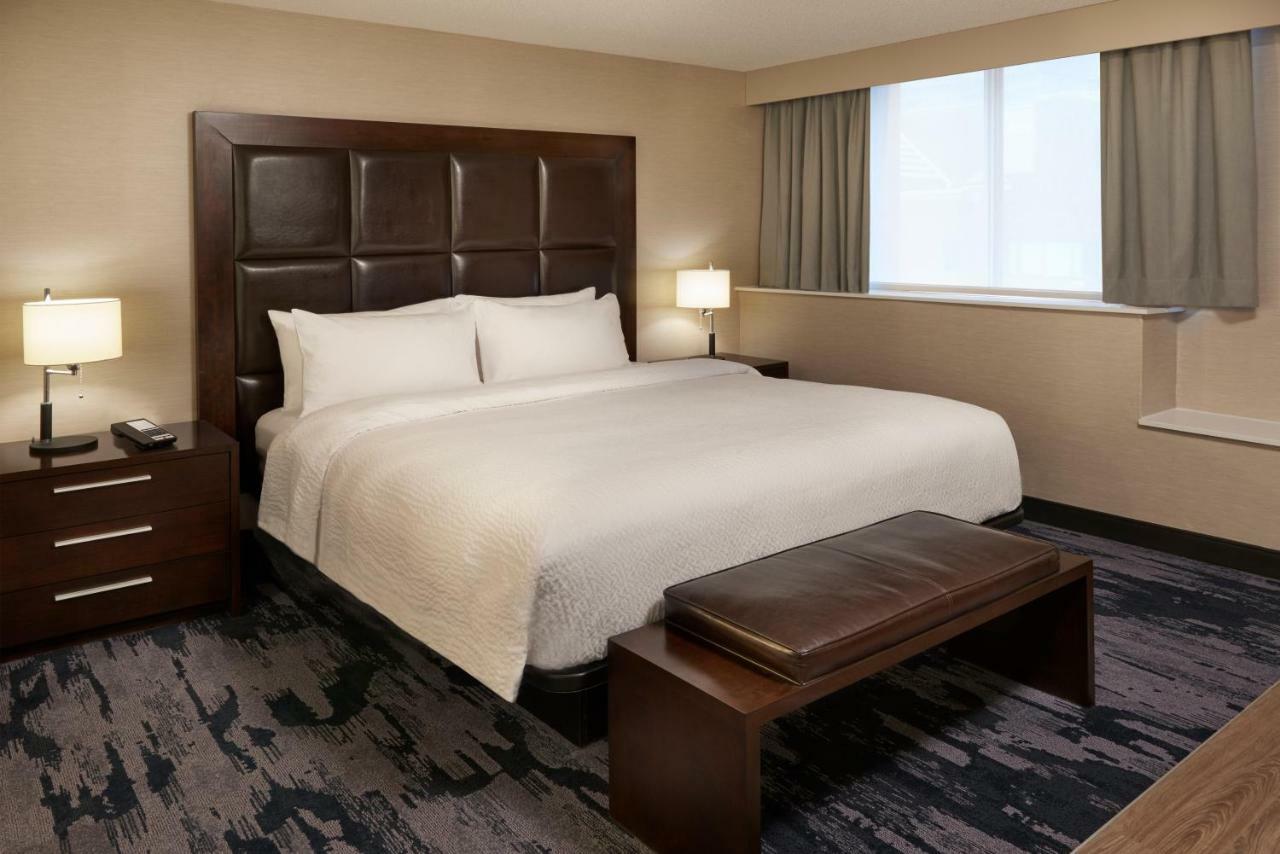 Executive Suite - 1 Kingsize Bed - Slaapbank