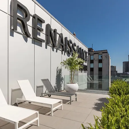 Renaissance Montreal Downtown Hotel-2