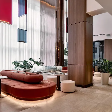 Vogue Hotel Montreal Downtown, Curio Collection By Hilton-2